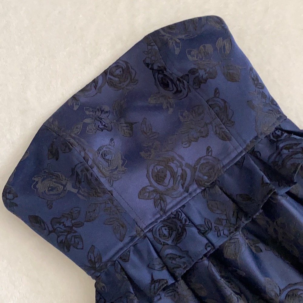 C/MEO Collective | Levity Strapless Fit & Flare Peplum Dark Floral Top XS - Picture 5 of 16